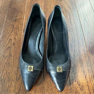 Excellent condition Tory Burch pumps